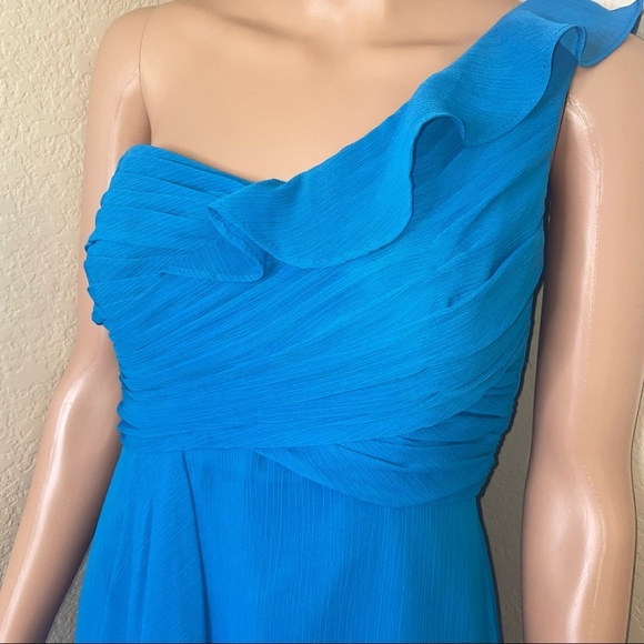 Chiffon cascading one shoulder dress from David’s Bridal in the color blue SZ 2 - Picture 4 of 10